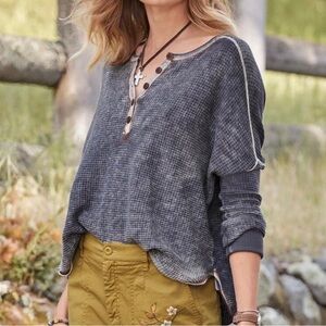 Sundance Gentry Henley Fog Waffle Knit Top Medium Long Sleeve Blue Gray Pullover